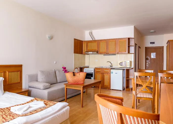 Tiva Del Mar Готель