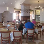 酒店 Tiva Del Mar 4*