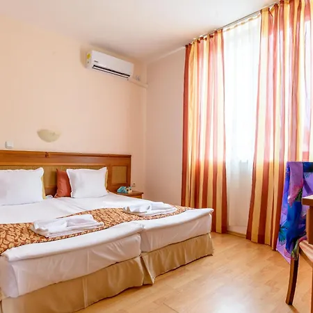 Hotel Tiva Del Mar 4*