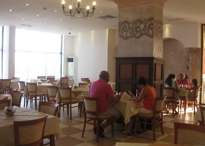 Tiva Del Mar מלון 4*